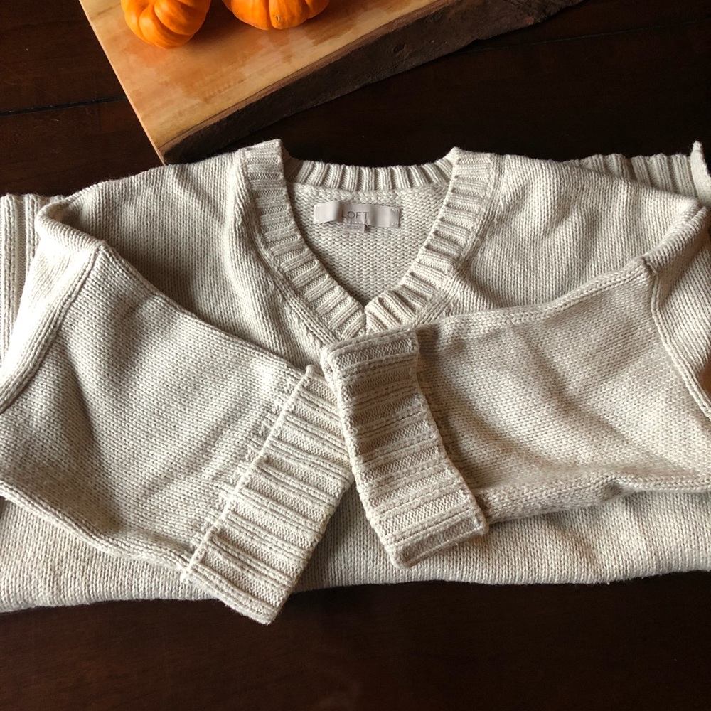 LOFT XS Cream Sweater